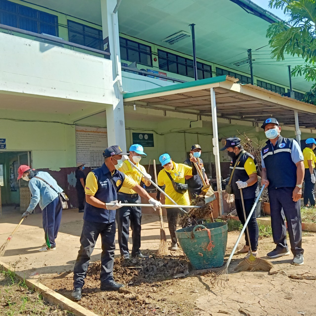 LINE ALBUM 25102564 2