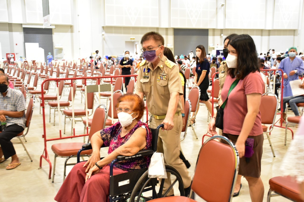 LINE ALBUM 29 09 2021 94