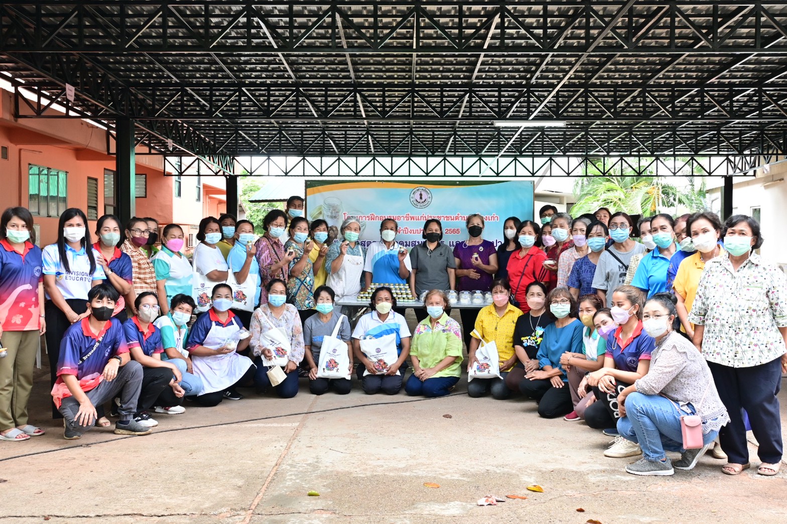 LINE ALBUM 17865 295